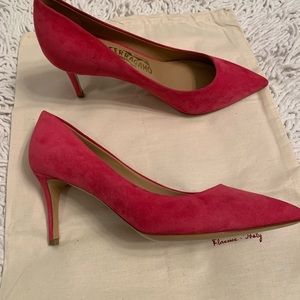 Salvatore Ferragamo Fuchsia Pink Pumps size 7